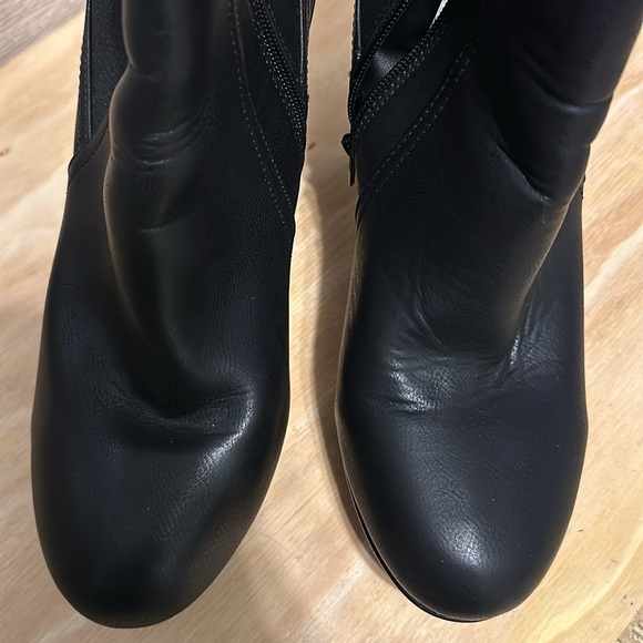 Hot Tomato platform ankle booties 12W black - Picture 2 of 10